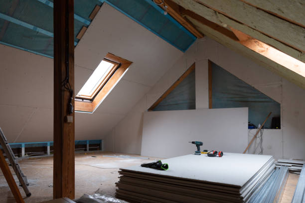Best Local Insulation Services  in Oolitic, IN
